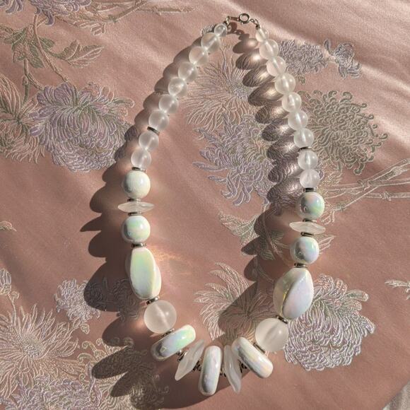 80's Artsy Iridescent Ceramic & Acrylic Bead Necklace - Picture 1 of 2